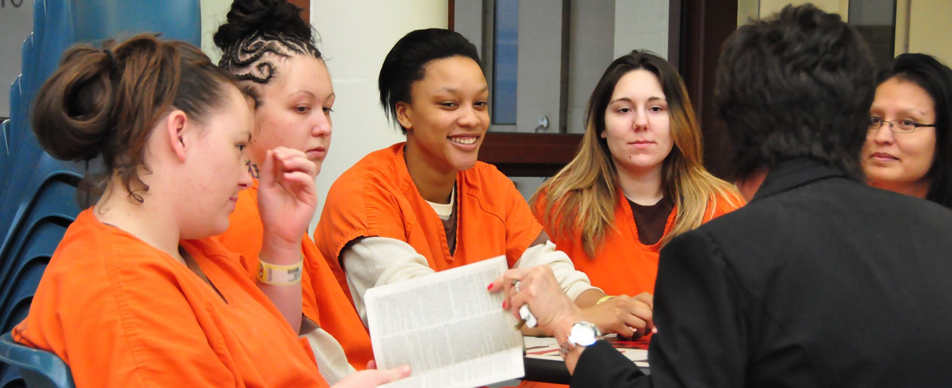 God News Global chaplain ministering to women in prison